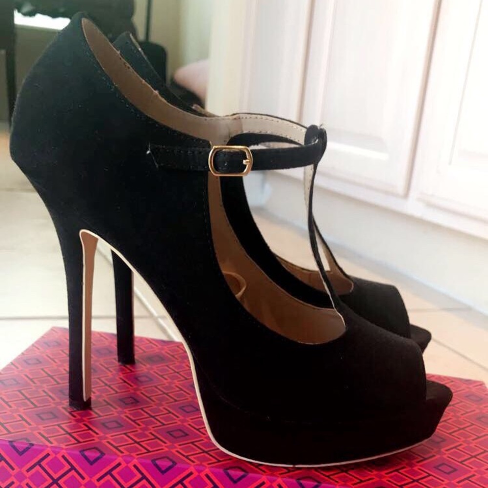 Sexy black t strap peep toe platform heels